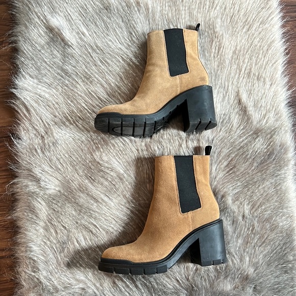 Marc Fisher Shoes - Marc Fisher Lug Chelsea Boot